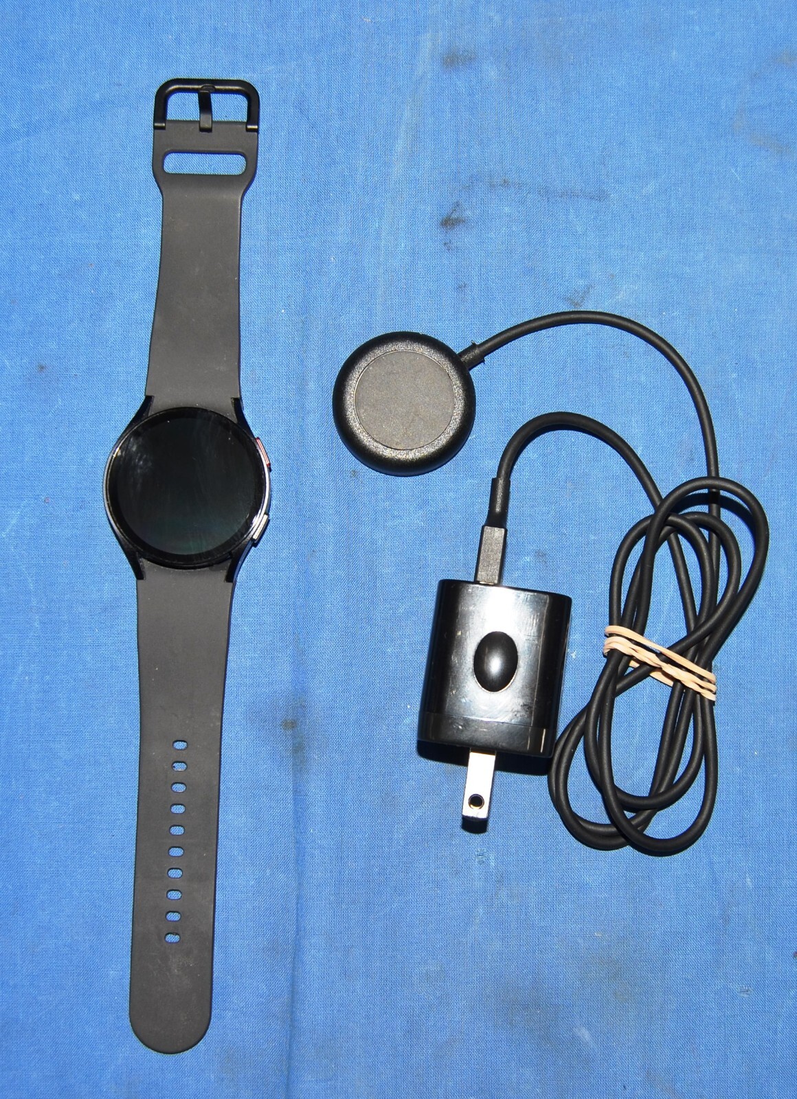 Samsung Galaxy Watch6 SM-R935U (LTE) 40mm Aluminum Black