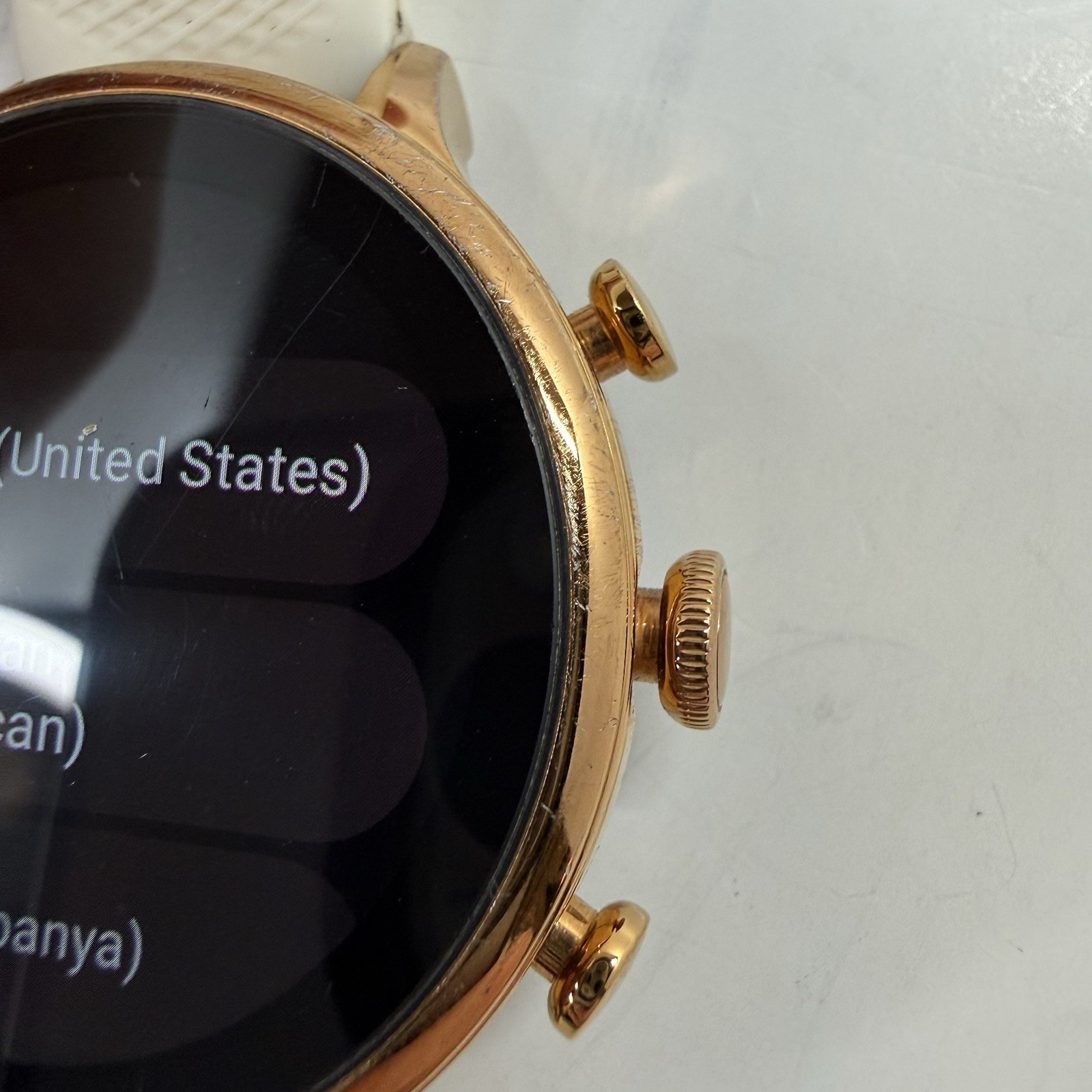 Fossil Gen 6 Smartwatch Rose Gold White Silicone Band Touchscreen Android iPhone