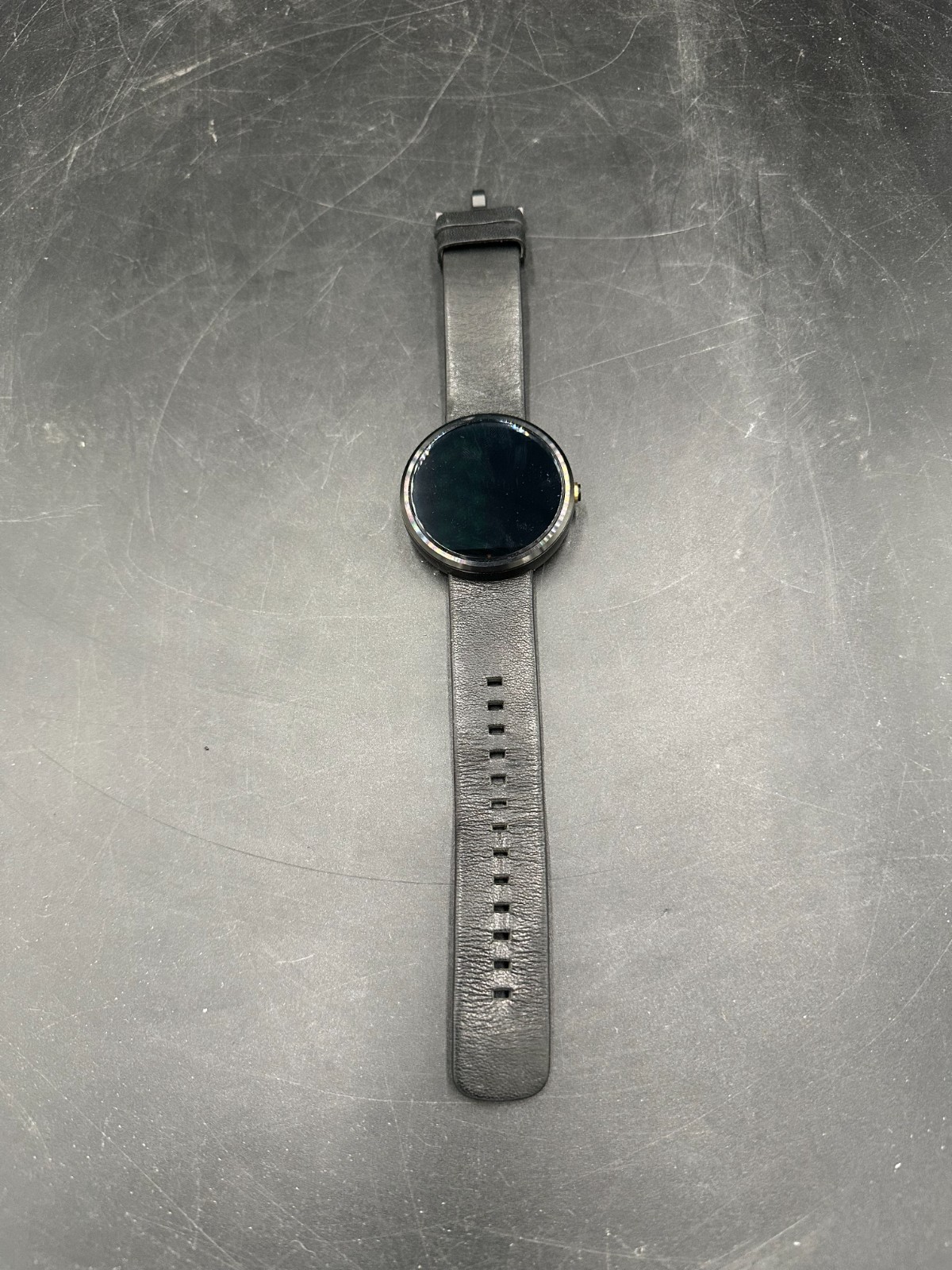 Motorola Moto 360 Smartwatch 46mm Black Leather Wear OS