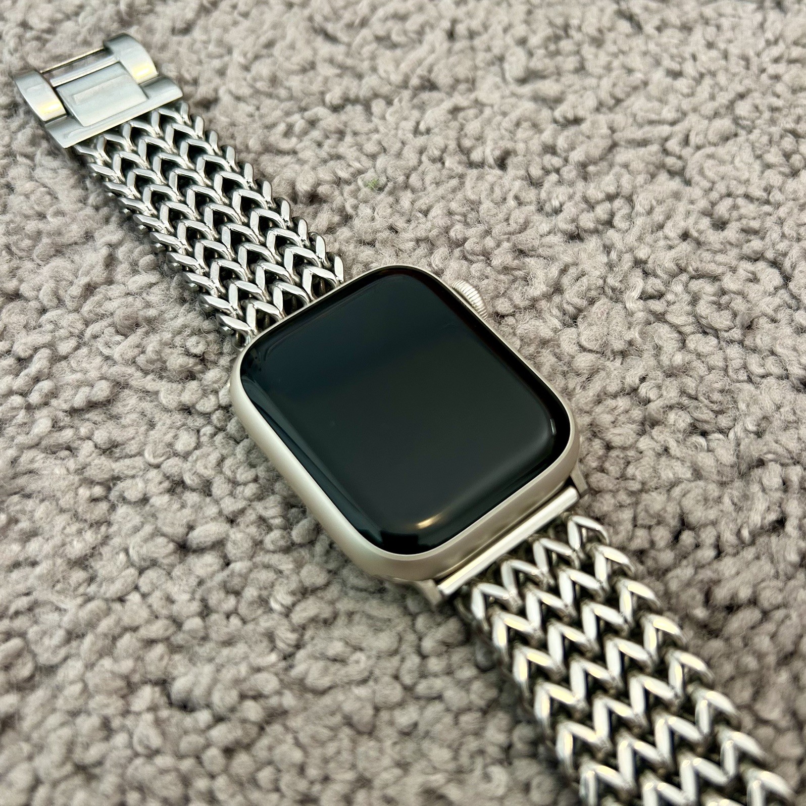 Apple Watch Series 8 41mm GPS Starlight Case Starlight Band MNU93LL/A Good