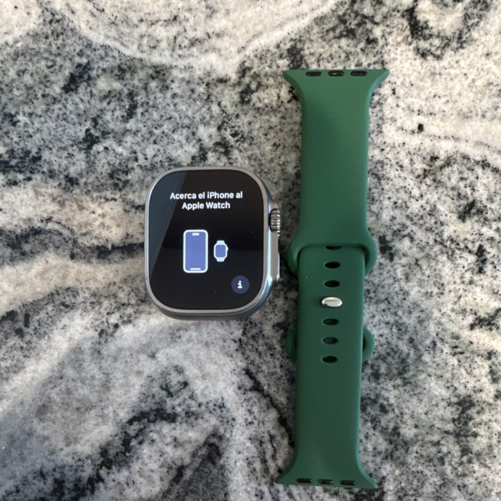 Apple Watch Ultra 49mm Titanium Case Green Silicone Band GPS + LTE
