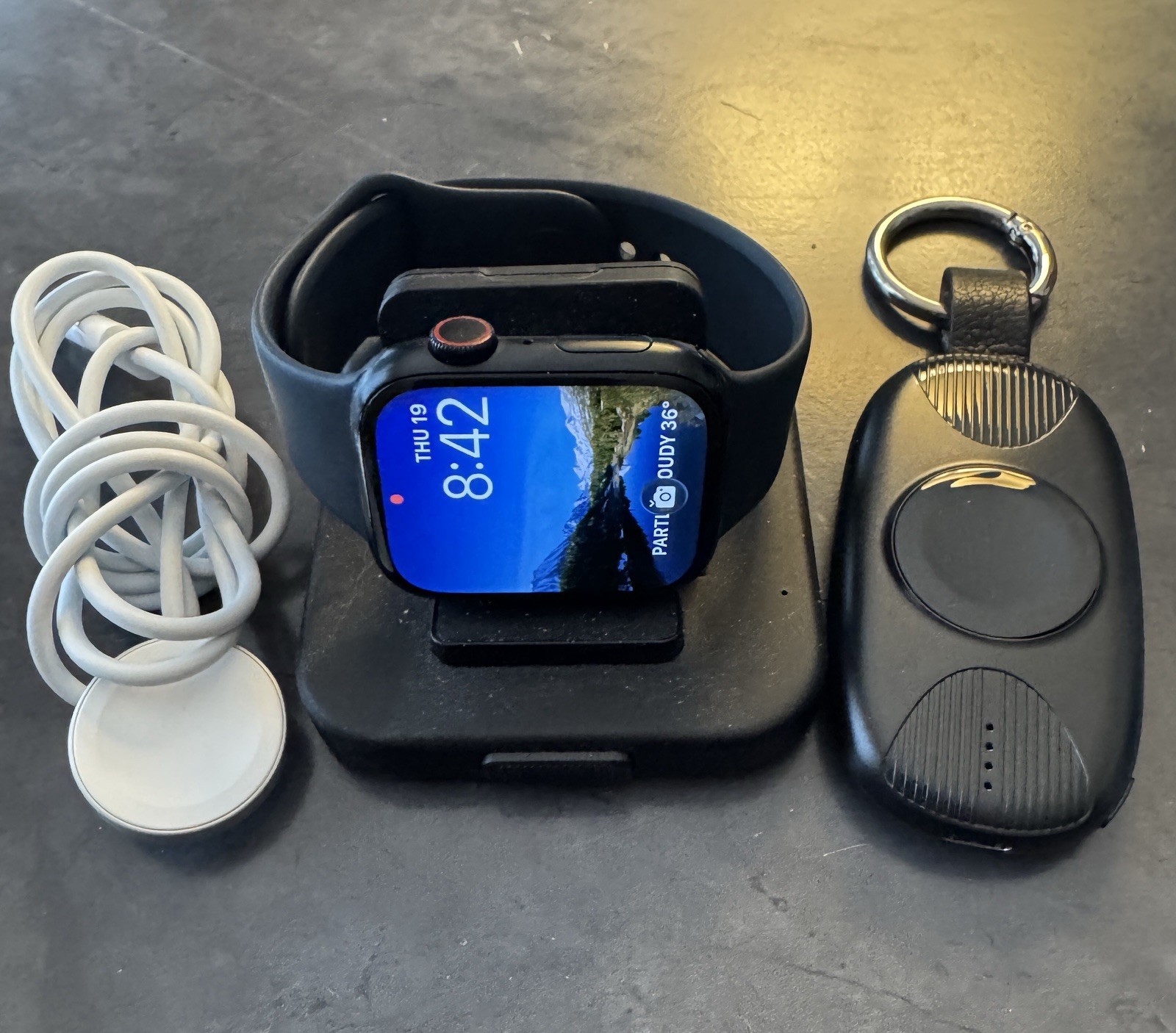 Apple Watch Series 7 45mm (GPS + Cellular) Black Aluminum – Perfect Condition