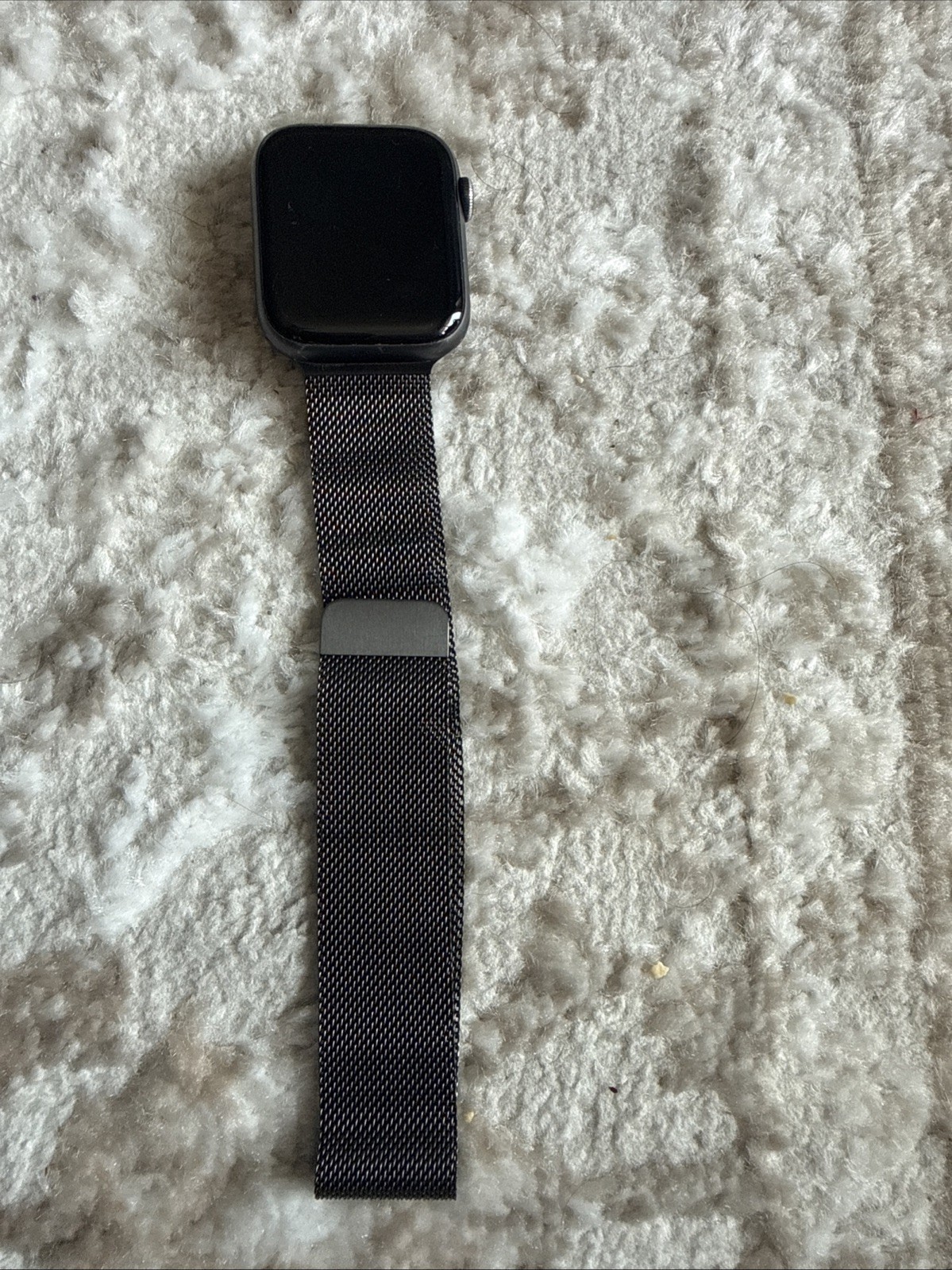 apple watch series 4 44mm Aluminium Ceramic Case With Slate/Black Milanese Loop