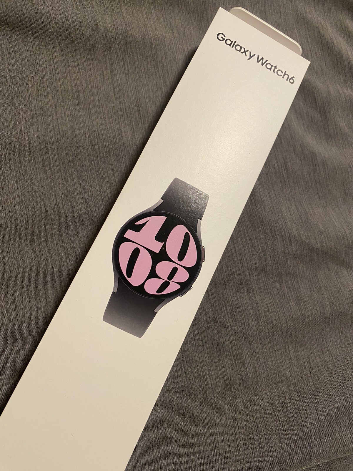 Samsung Galaxy Watch6 40mm Graphite Bluetooth Smartwatch SM-R930NZKAXAA