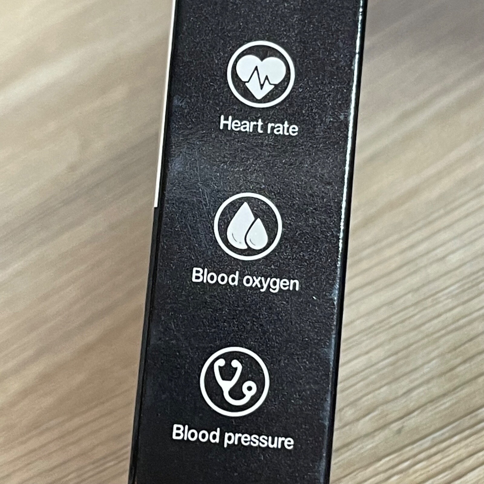 NEW M4 Smart Bracelet Bluetooth Connection Needs Android 4.4+ & IOS above 8.5