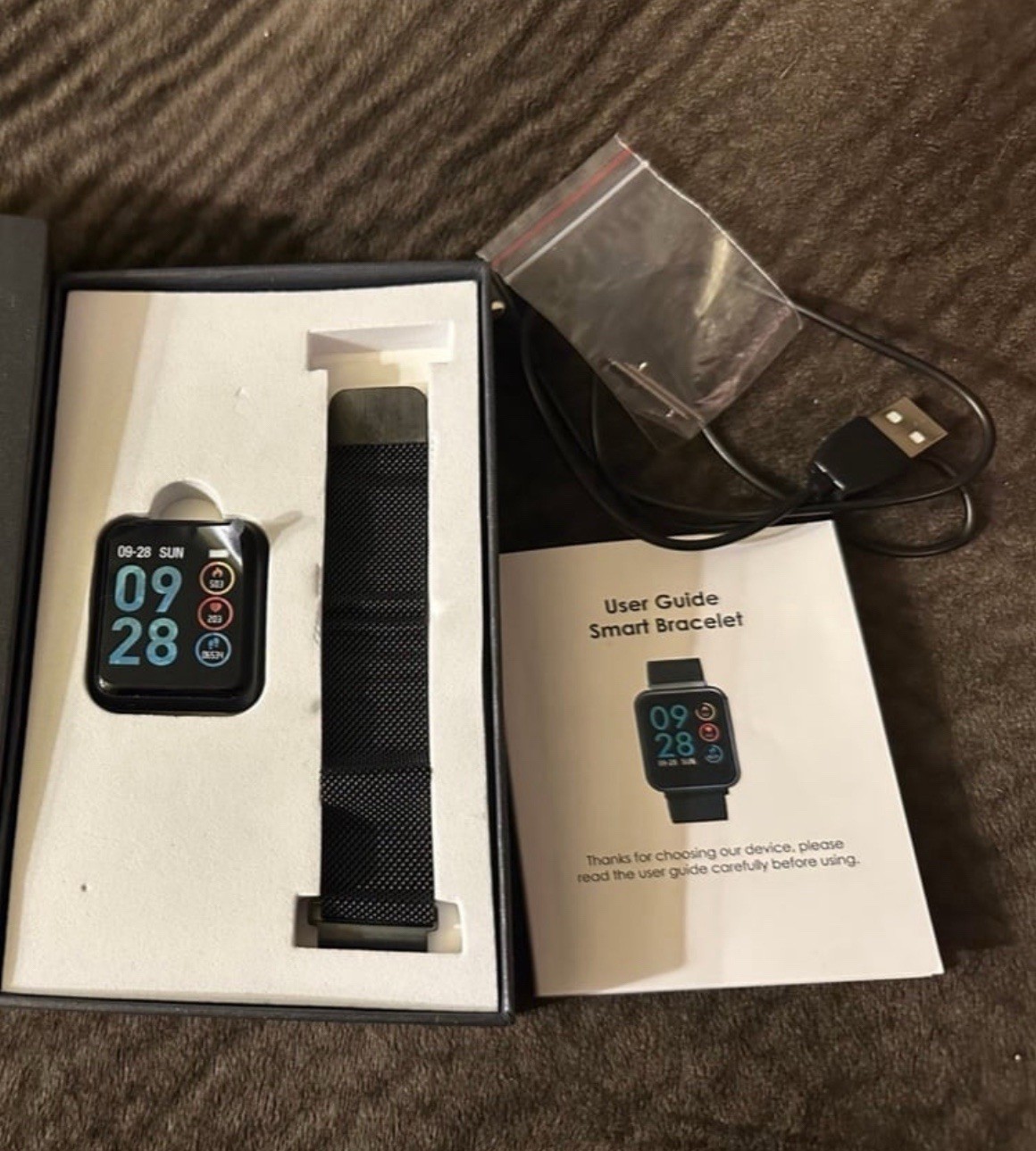 NEW Woman’s Magnetic Smartwatch Bracelet