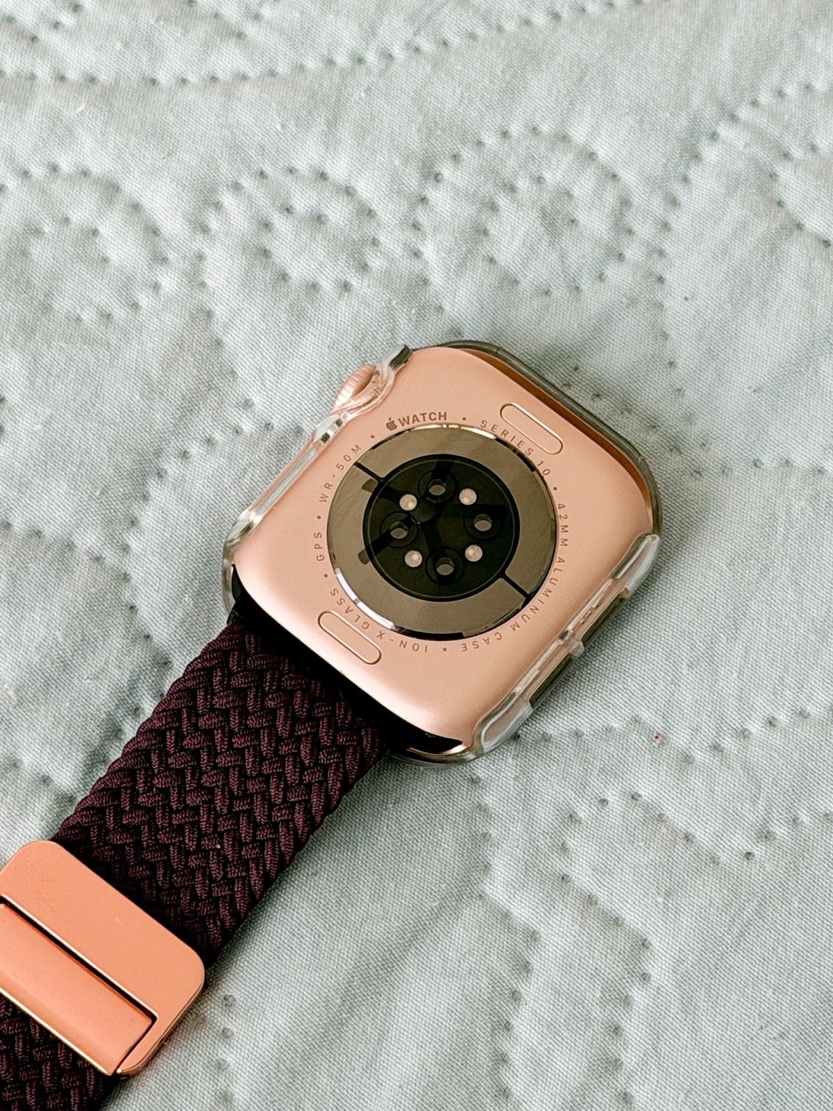 Apple Watch Series 10 42mm GPS Unlocked with clear Case Purple magnetic Band