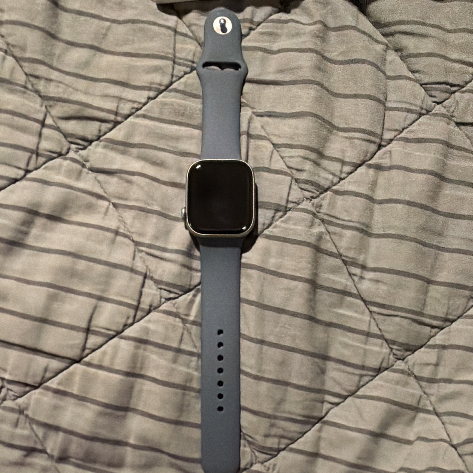 Apple Watch Series 11. 42mm Space Gray Aluminum ONLY WIFI+GPS (no Cellular)