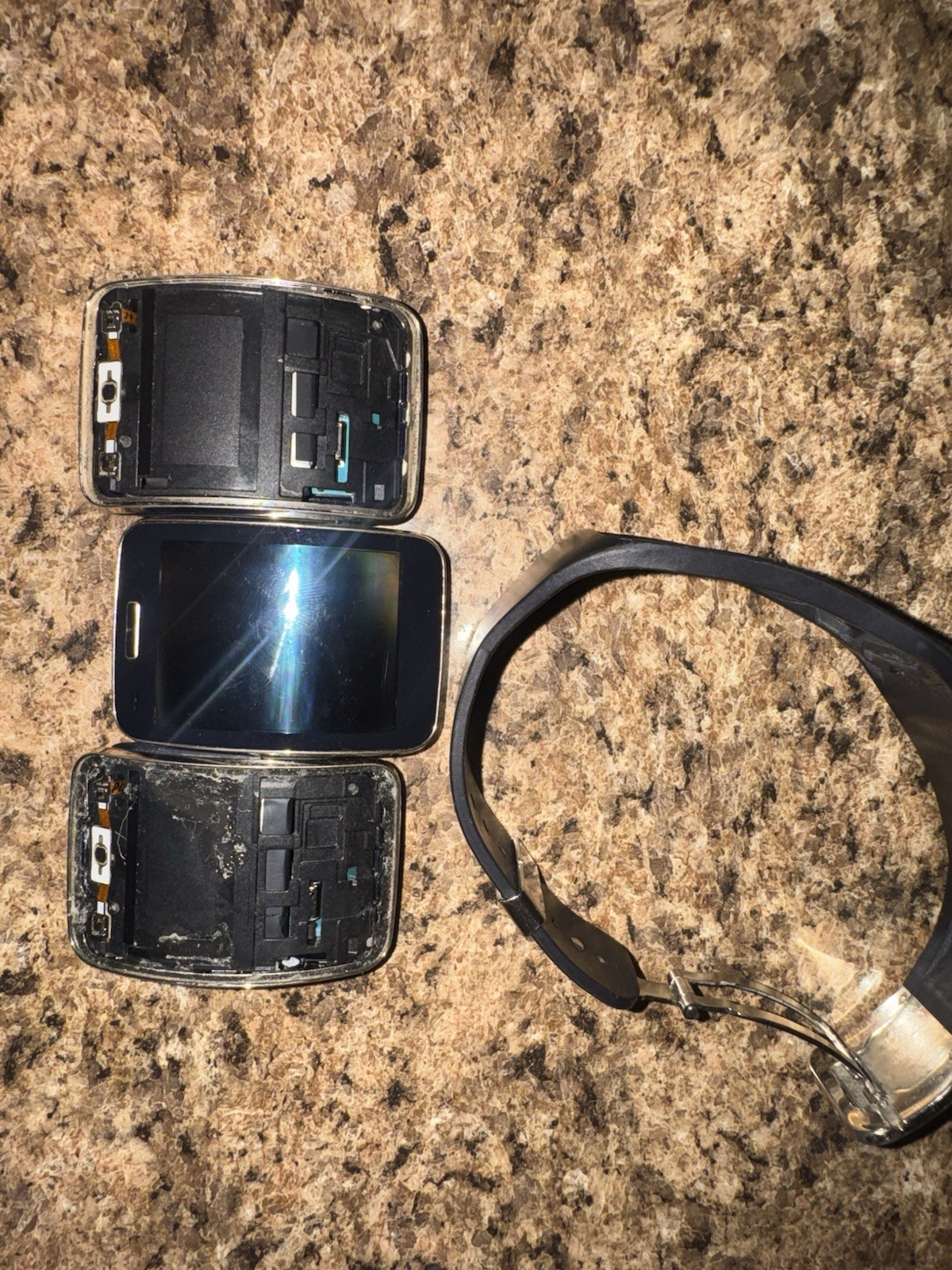 3 Samsung Galaxy Gear S R750 curved For Parts