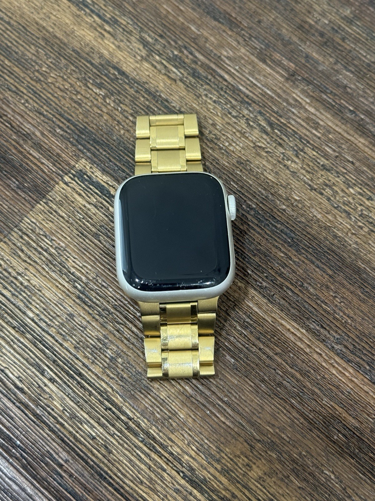 Apple Watch Series 8 GPS 41mm Starlight A2770 Aluminum Smartwatch Gold Link Band
