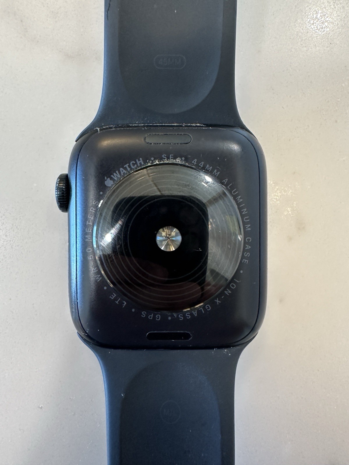 Apple Watch SE (2022) 44mm Midnight Aluminum Case with Sport Band, M/L (GPS +…