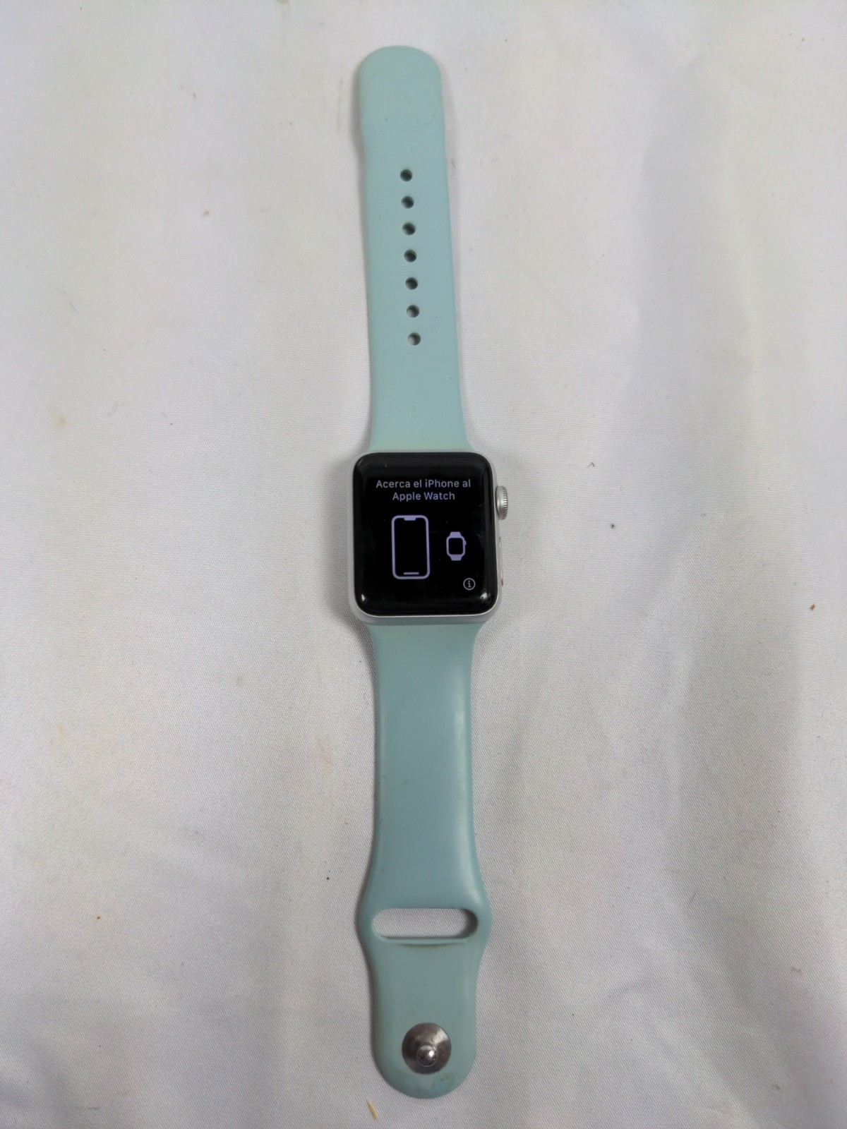 WORKING! Apple Watch Series 3, 38mm, Aluminum Case, GPS, WR-50M, Light Blue
