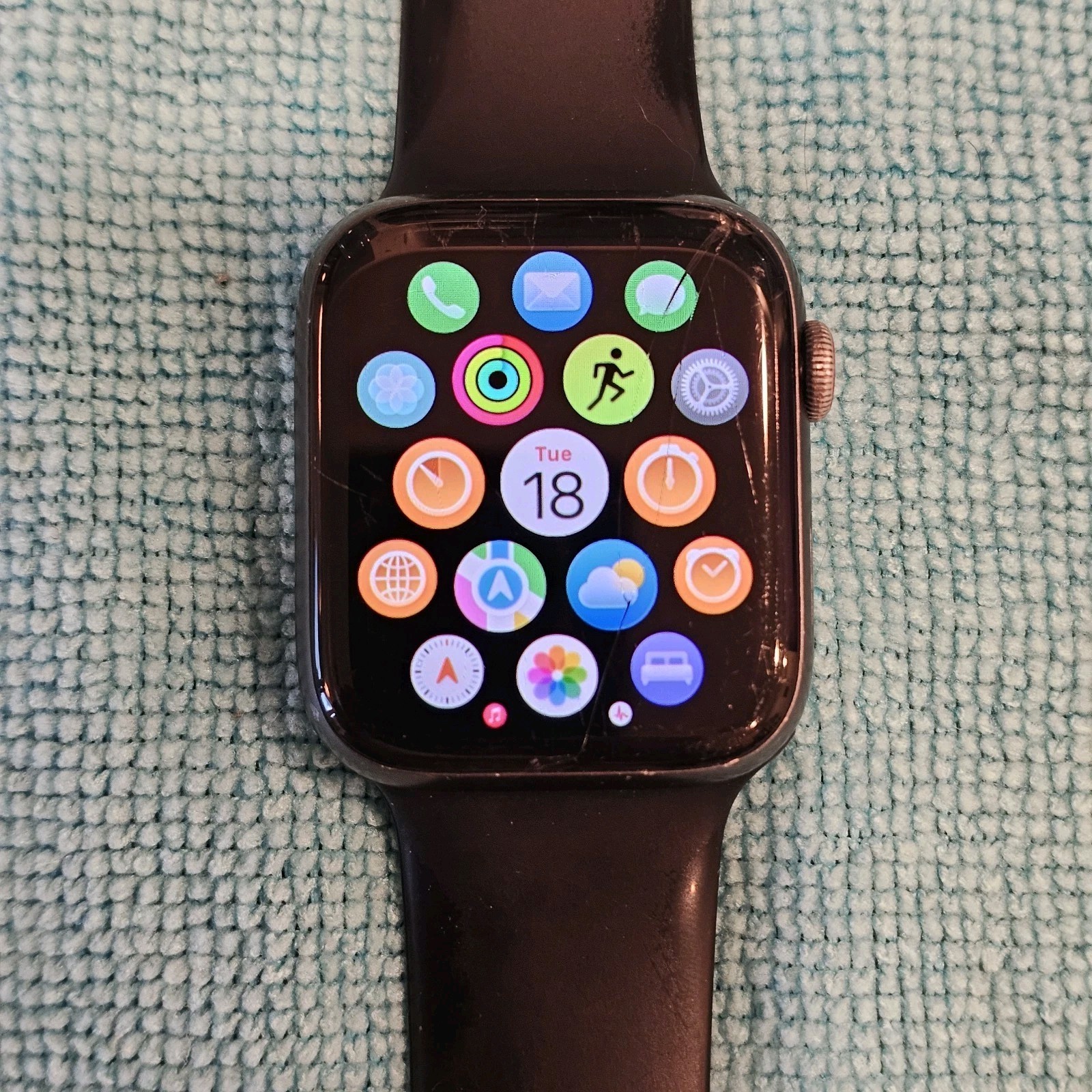 Apple Watch Series 6 Nike A2294 44mm GPS+Cellular Pure Platinum/Black *READ*