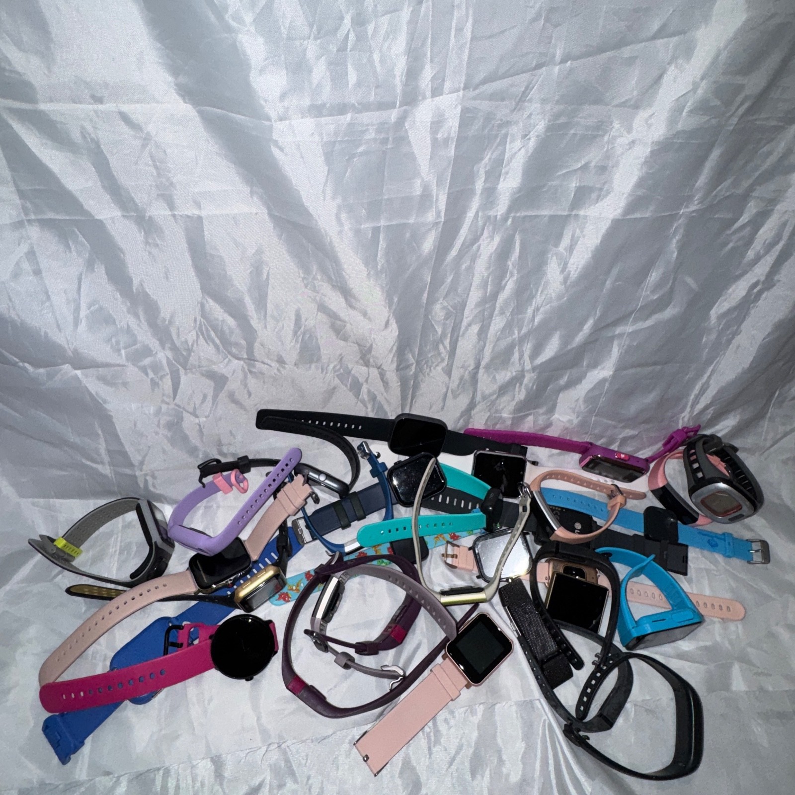 31 Smart Watches and 20+ Bands: Apple, Fitbit, Armitron, and More! 6.1 lbs