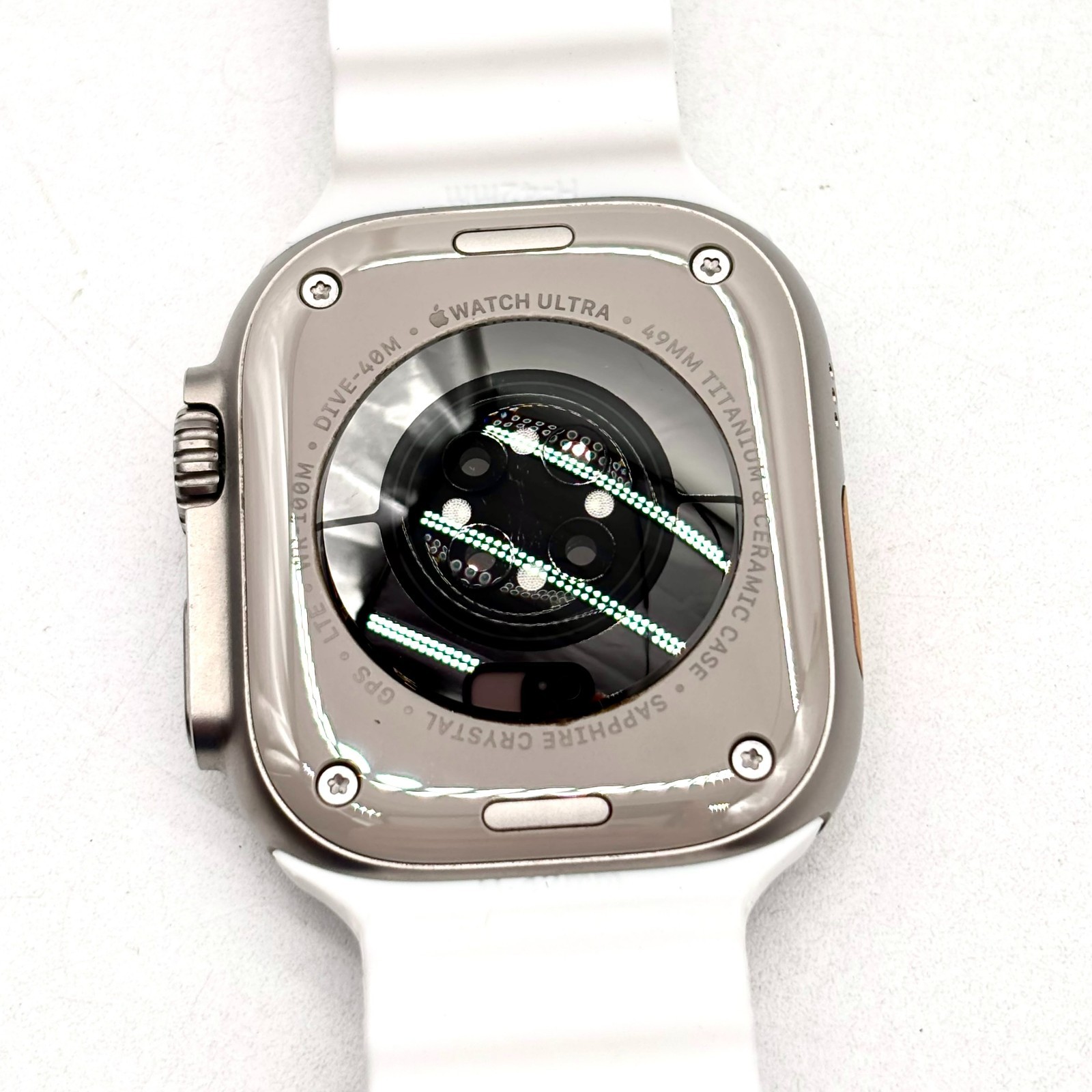 Apple Watch Ultra 2 (GPS+Cellular – 49mm) Titanium Case w/ White Ocean Band