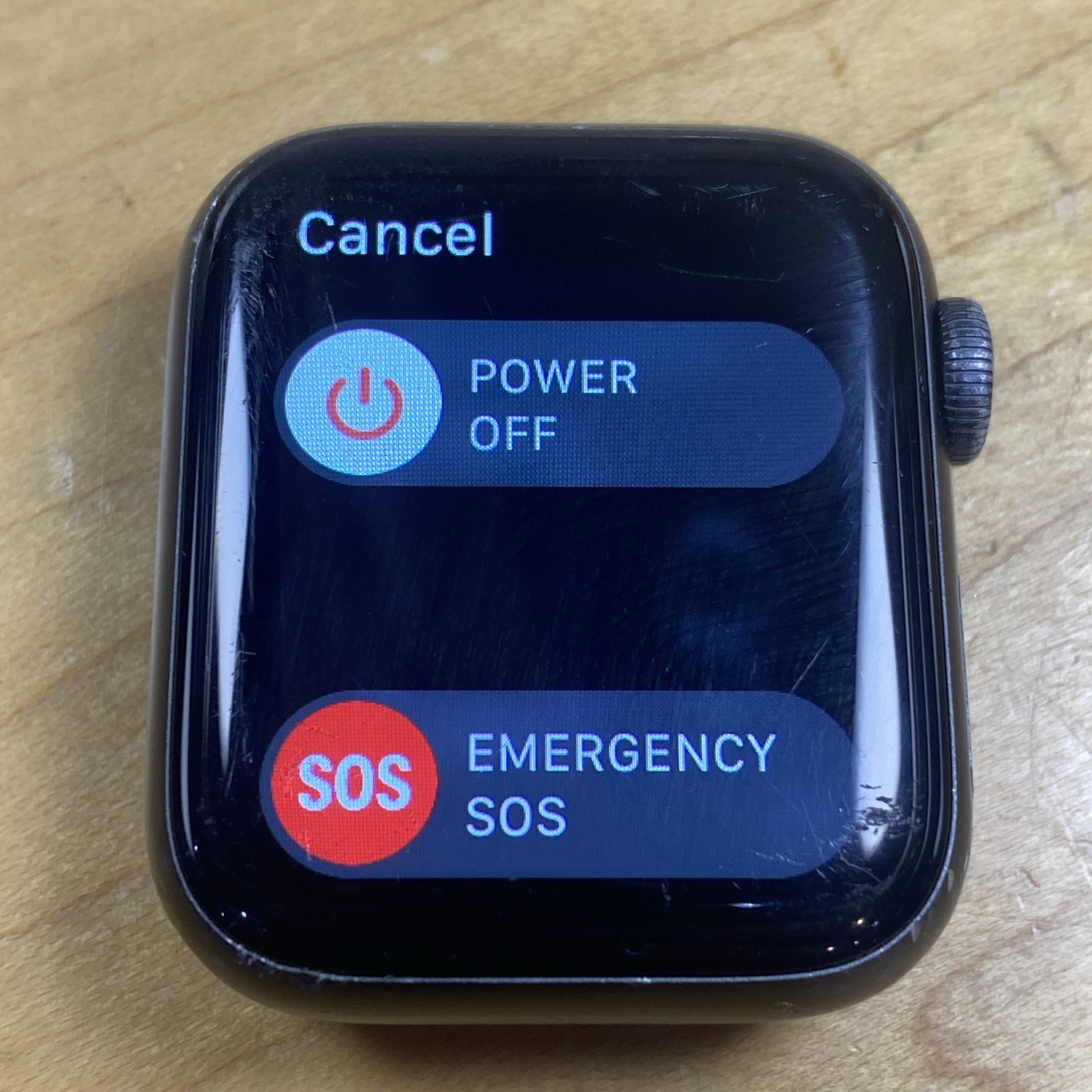 Apple Watch Series 4 / 40MM A1975 Aluminum Space Gray – Fair
