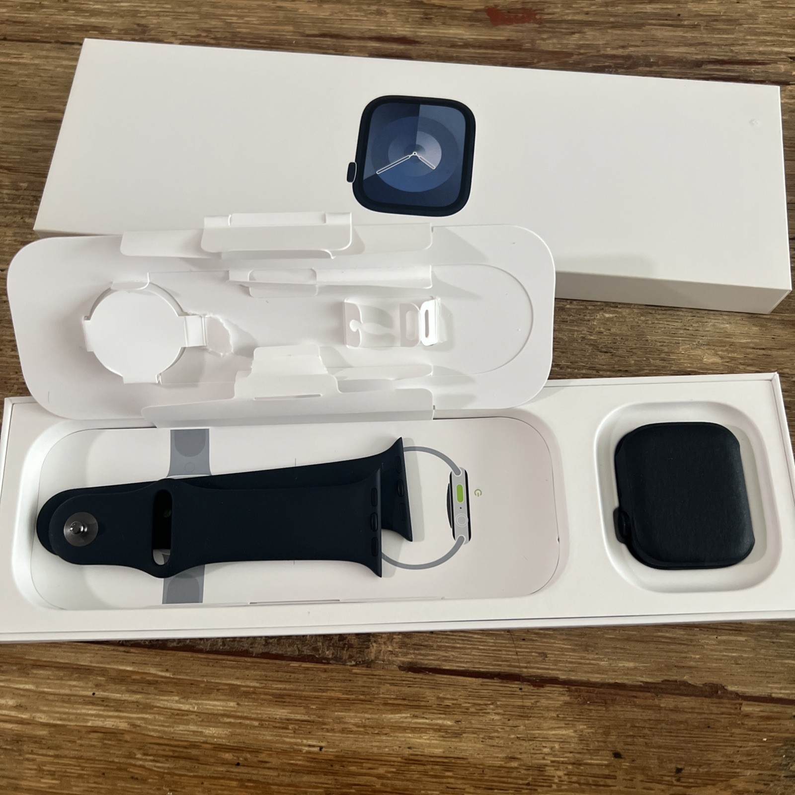 Apple Watch Series 9 41mm Aluminum Case with Sport Band – Midnight, S/M (GPS +