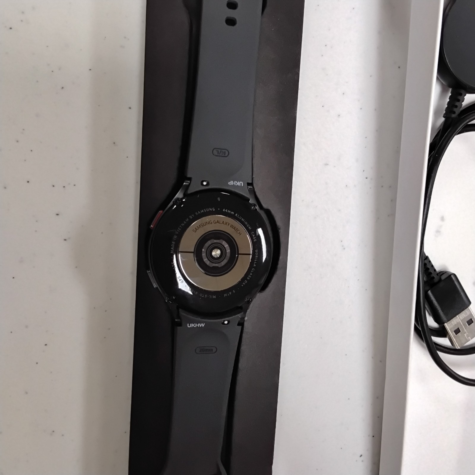 Samsung Galaxy Watch4 SM-R875U