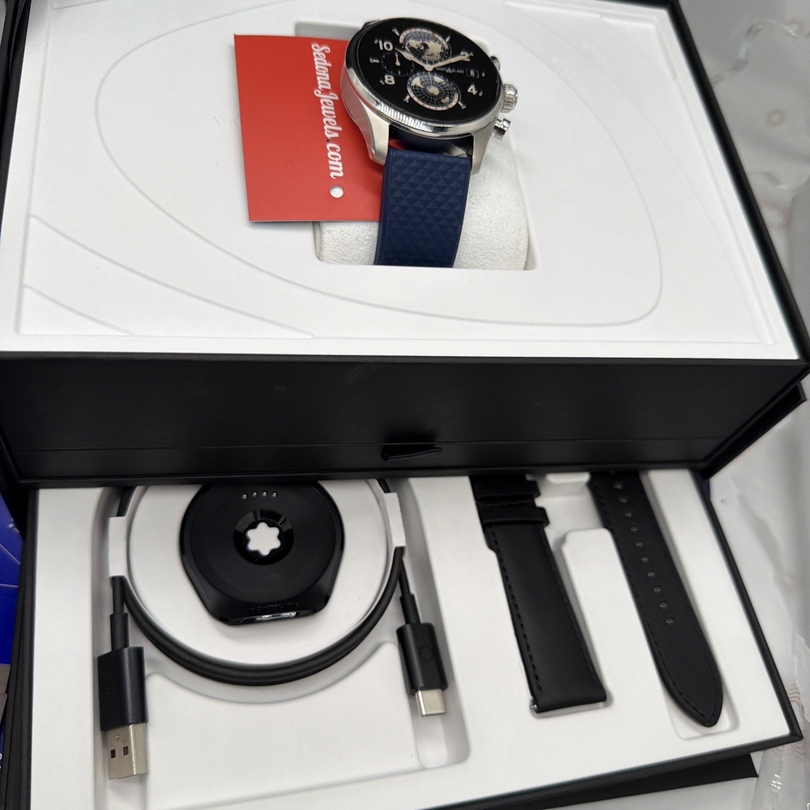 $1035 MSRP – Montblanc 129268 ‘Summit 3’ 42mm Open box – Warranty
