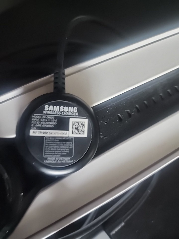 Samsung Galaxy Watch4 Classic SM-R895 46mm Stainless Steel Case .All In Black