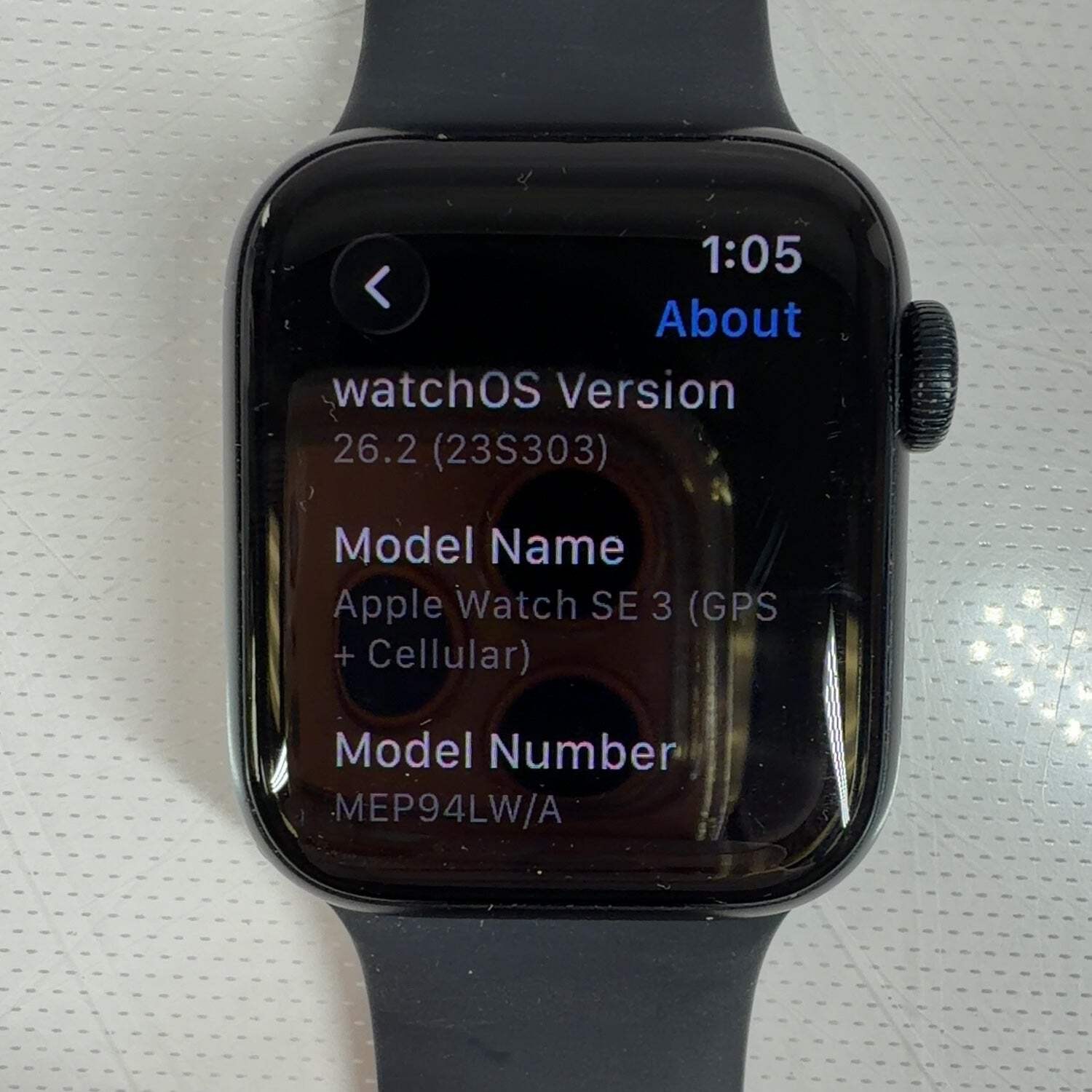 Unlocked Apple Watch SE 3 40MM Midnight Aluminum Black Sport Band MEP94LW/A