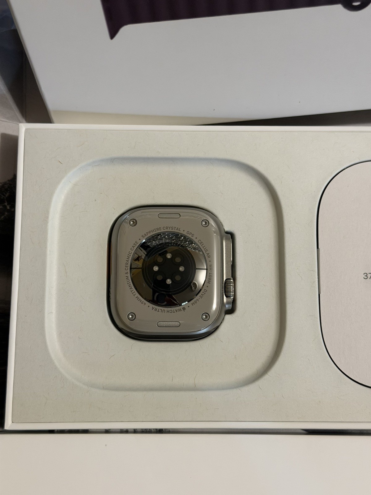 Apple Watch Ultra 3 49mm Natural Ti 64GB, Unlocked, Pristine, New Condition.