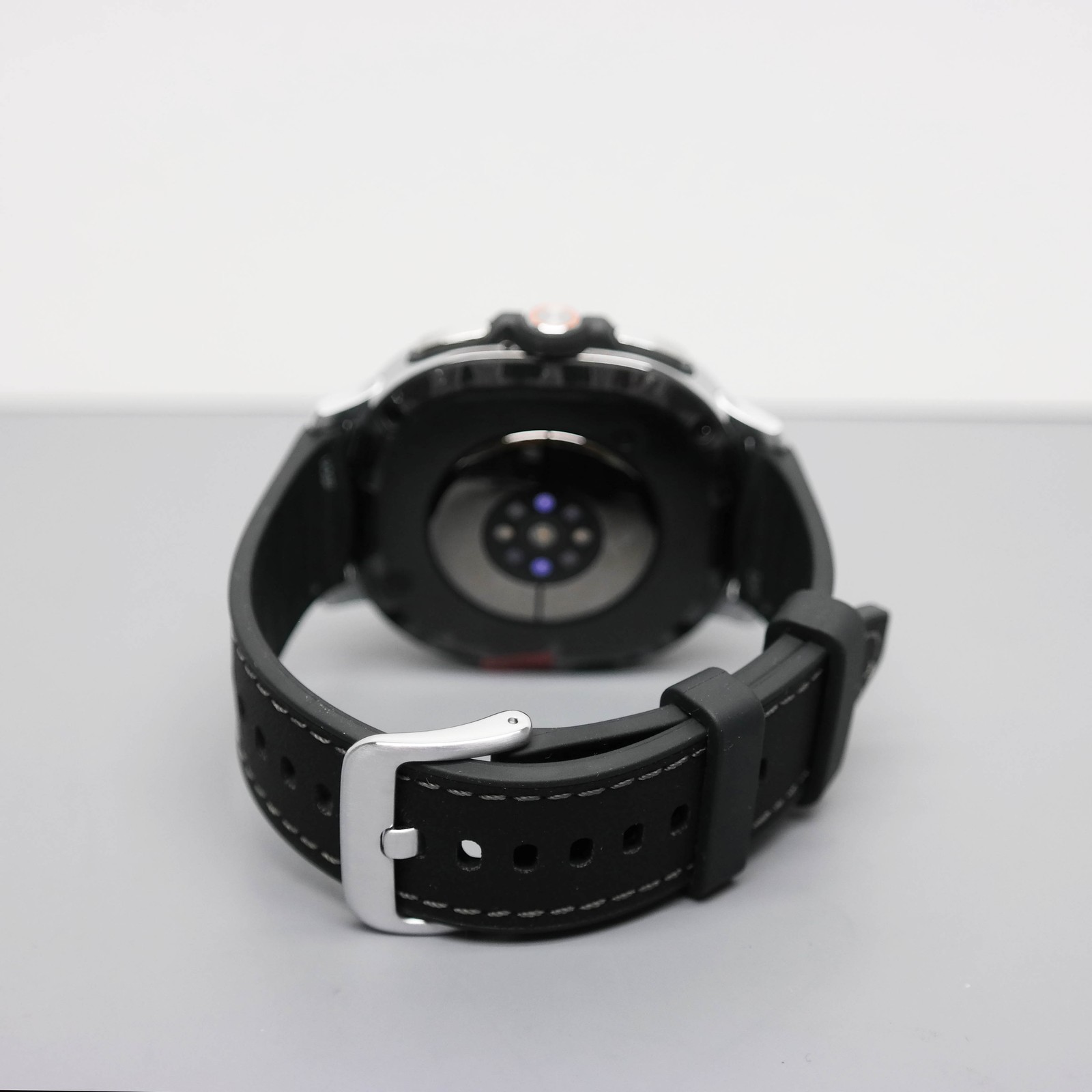 Samsung Galaxy Watch8 Classic SM-L505U 46mm LTE Stainless Steel – Black