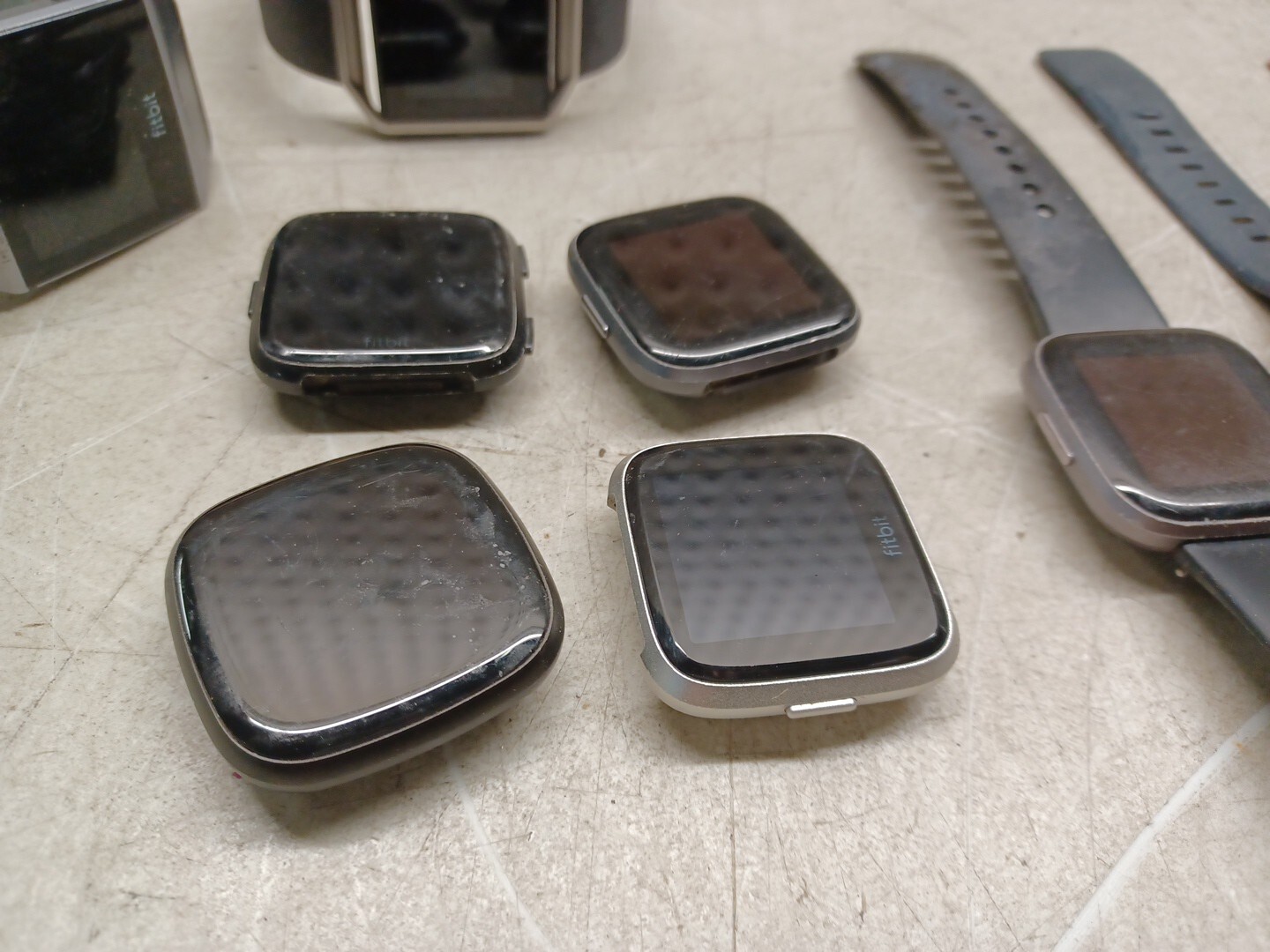 RESALE PARTS REPAIR Lot of 9 Fit Bit Fit Tech Pay Versa Smart Watches FIX