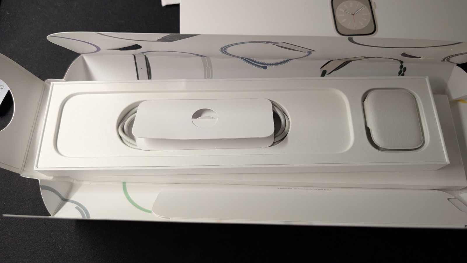 Apple Watch Series 8 GPS+Cellular 45mm Aluminum Starlight Unlocked A2774