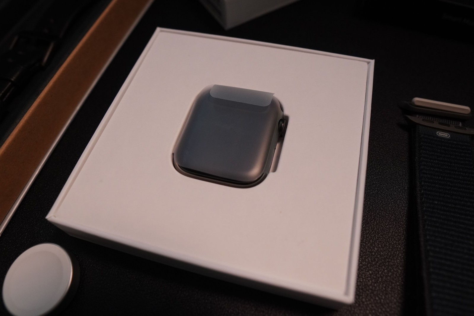 Apple Watch Series 8 [GPS, Cellular, 45mm] Stainless Steel 87% Battery w/ Straps