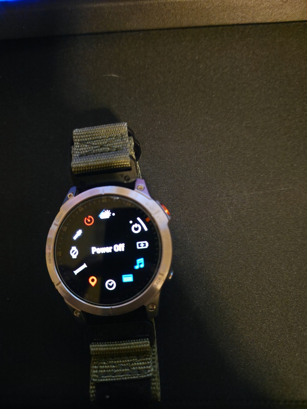 Garmin Premium Active Smartwatch Epix Gen 2 GPS Fitness