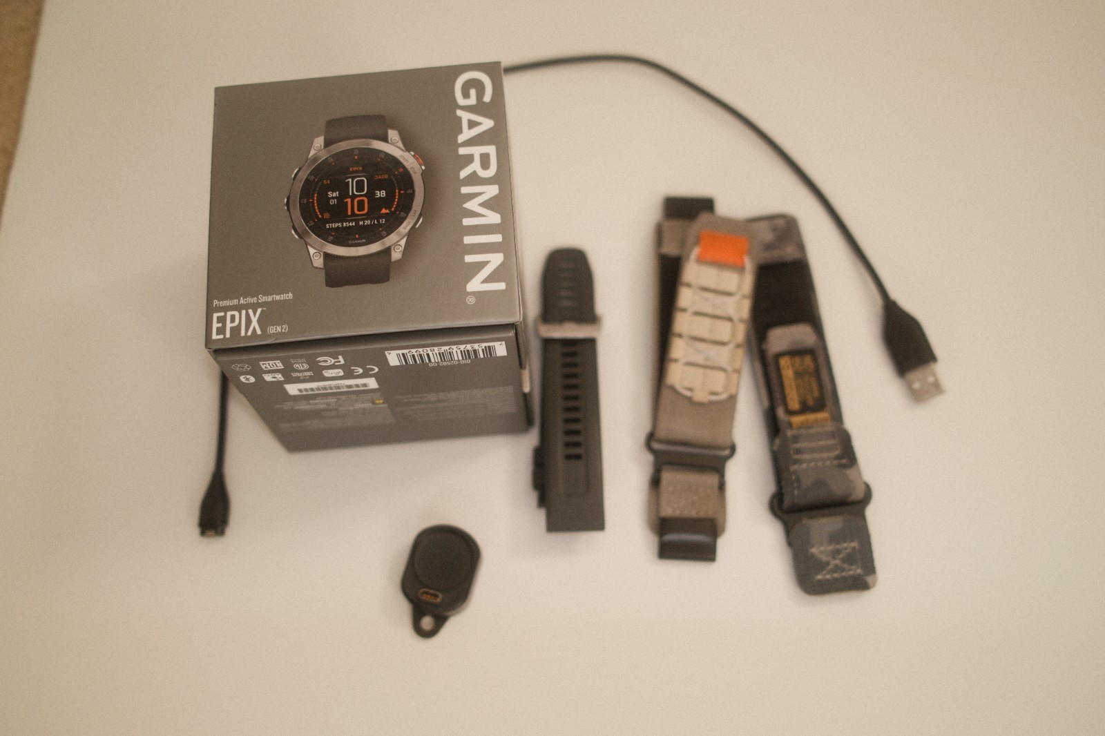 Garmin Premium Active Smartwatch Epix Gen 2 GPS Fitness