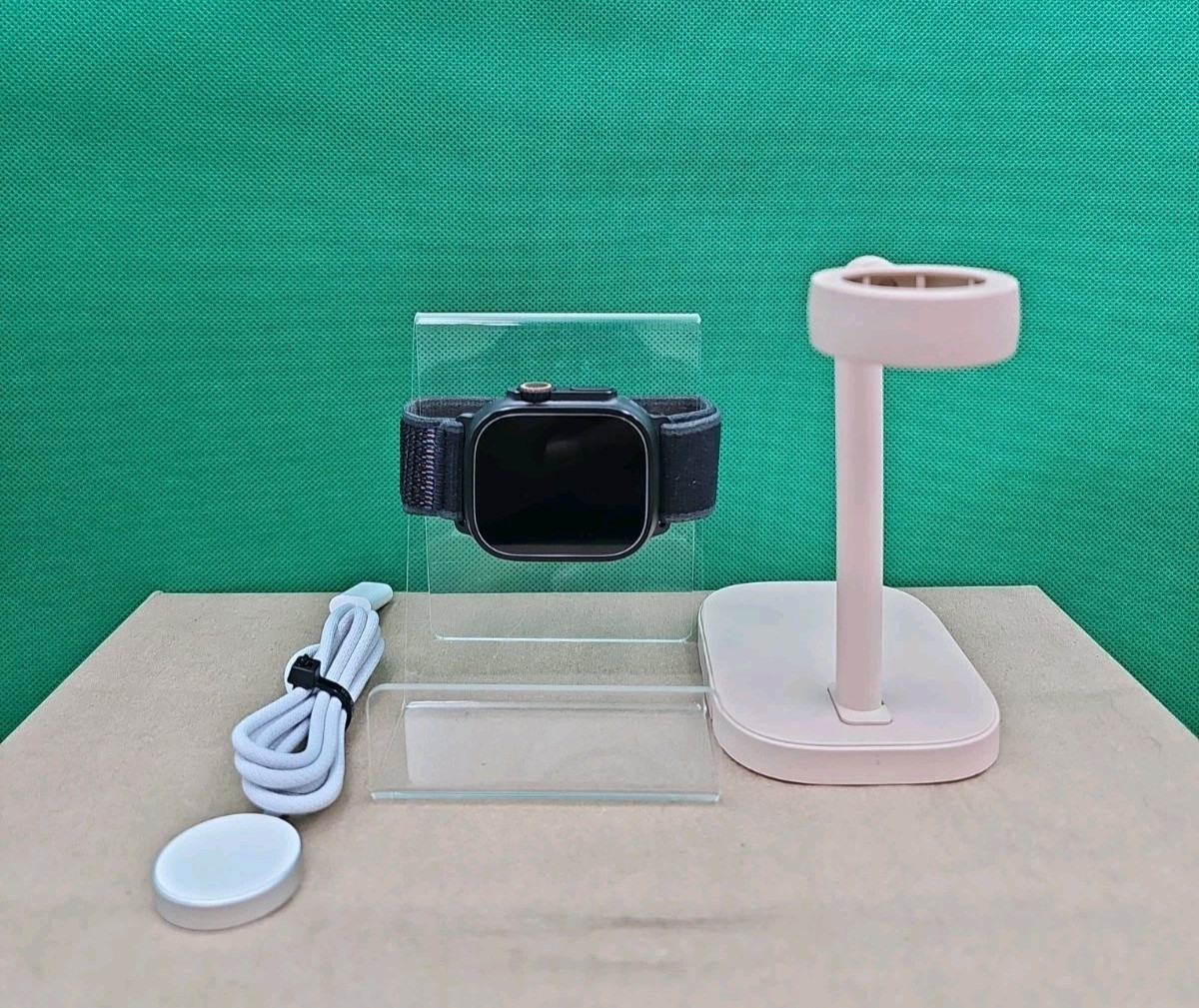 Apple Watch Ultra 2 49mm GPS Cellular Unlocked Black Titanium Case – 100% 🔋