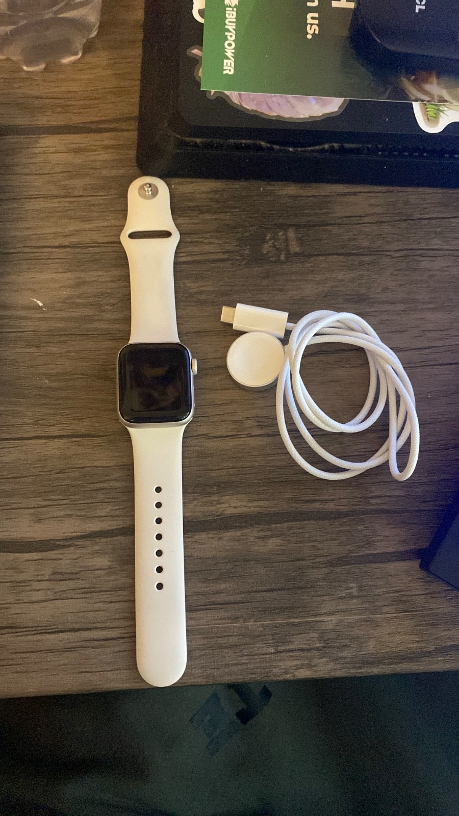 Apple Watch SE 3 40mm (GPS + Cellular) White