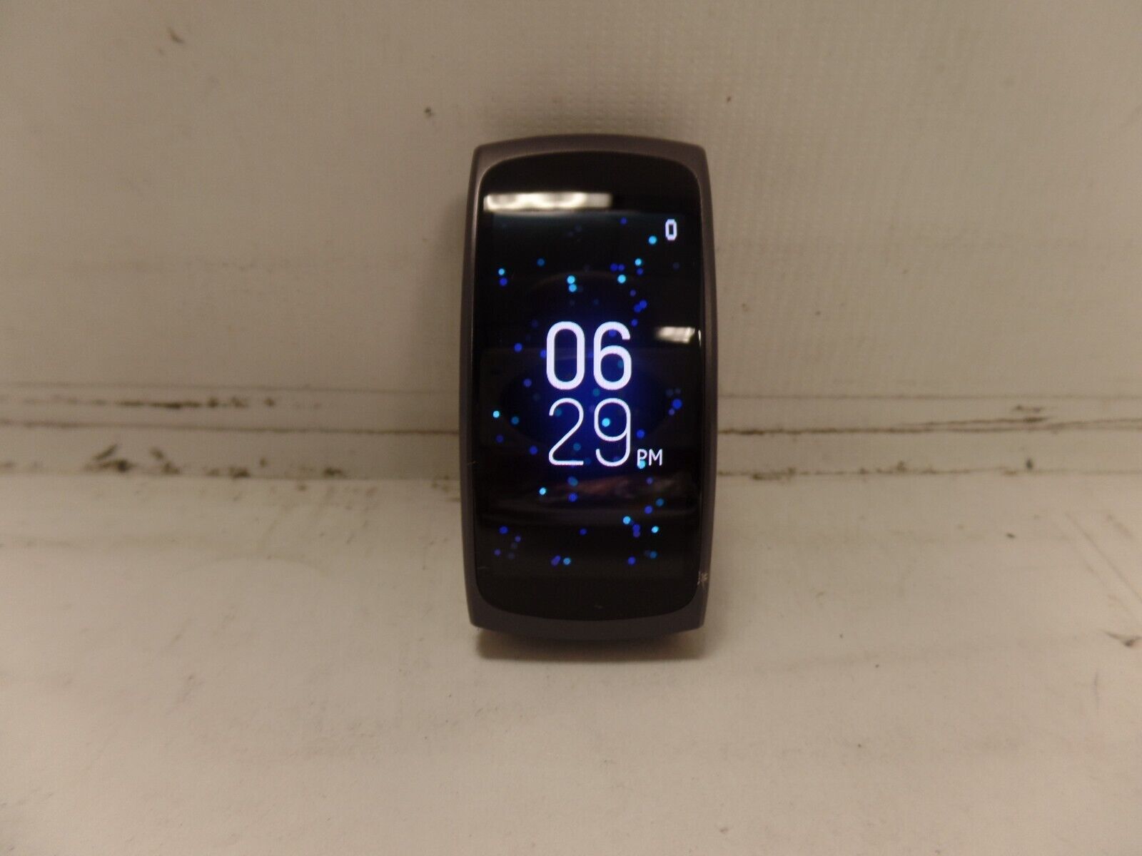 Samsung Gear Fit2 Watch SM-R360 AMOLED Sport Watch Bluetooth -Black READ