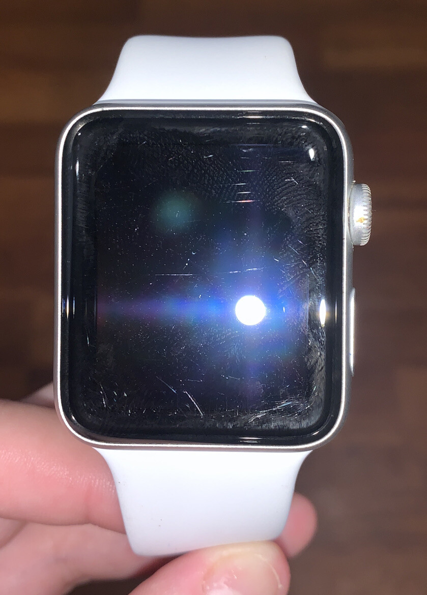 Apple Watch Series 3 GPS 42mm Silver Aluminum Case White Sport Band – MTF22LL/A