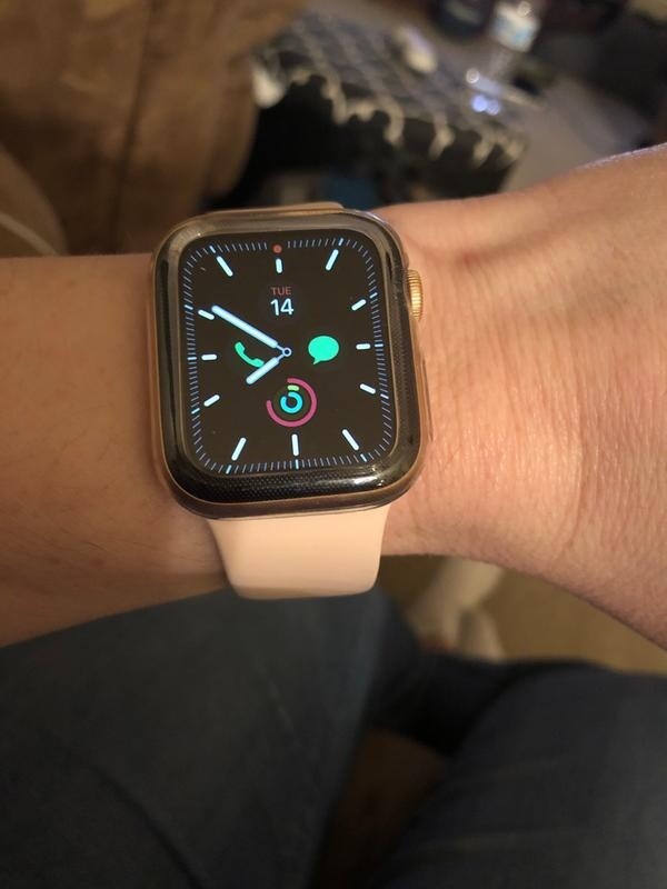 Apple Watch Series 5 MWWP2LL/A GPS & Cellular 40mm Smartwatch – Pink Sand