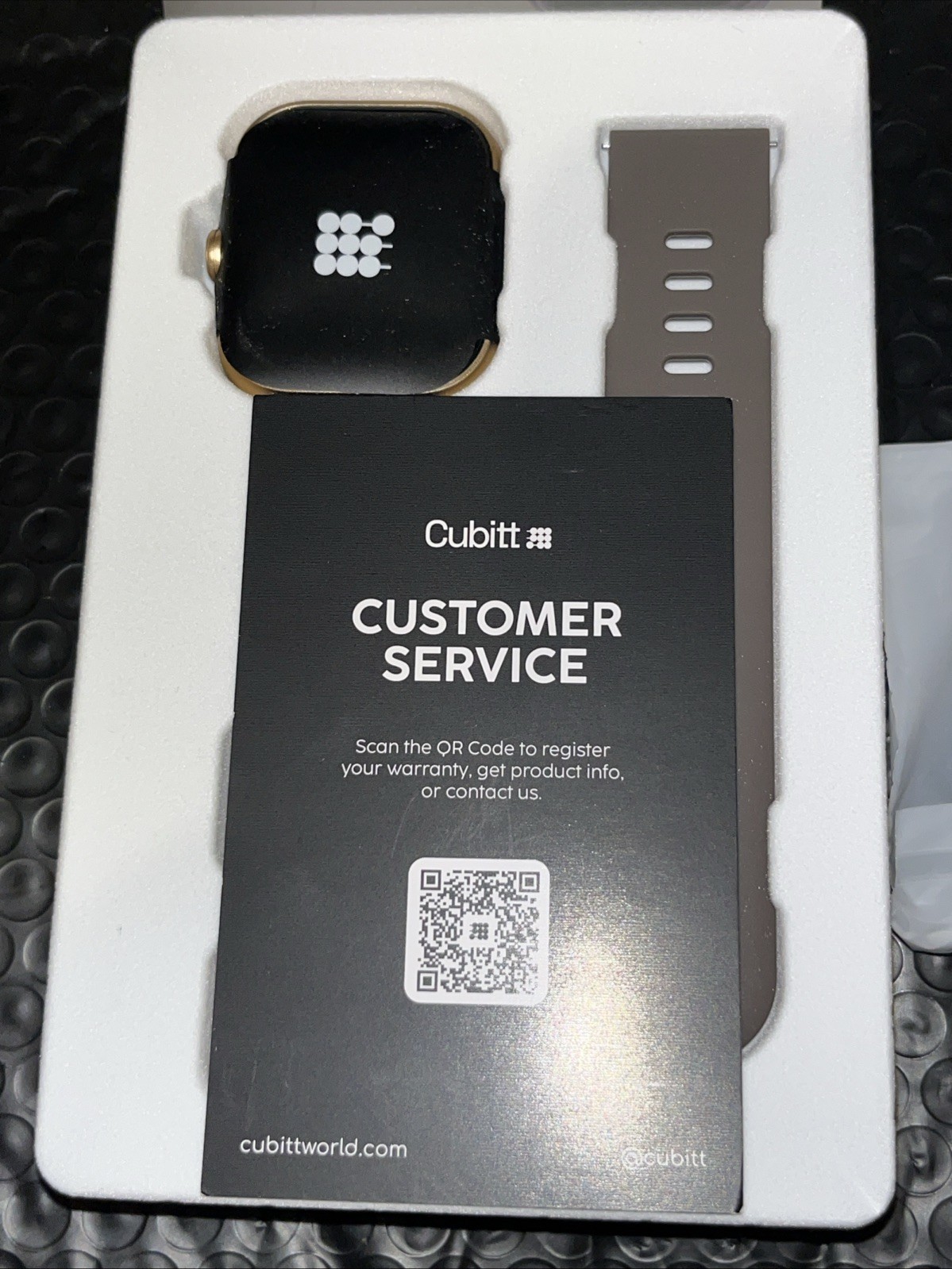 Cubitt VIVA Lite Smartwatch. With A Brilliant 1.85 AMOLED Display Brand New