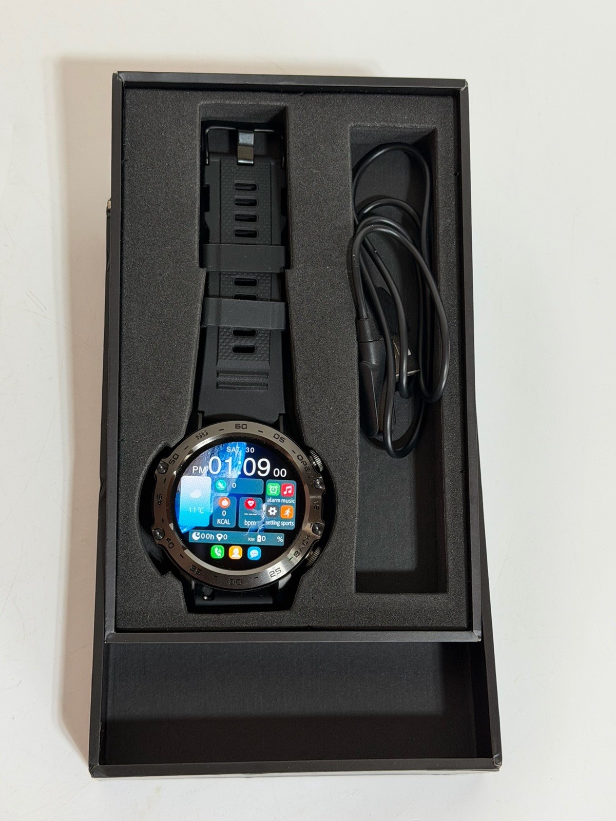 Luxium Shield Premium Durable Smartwatch Mint In Box IOS & Android