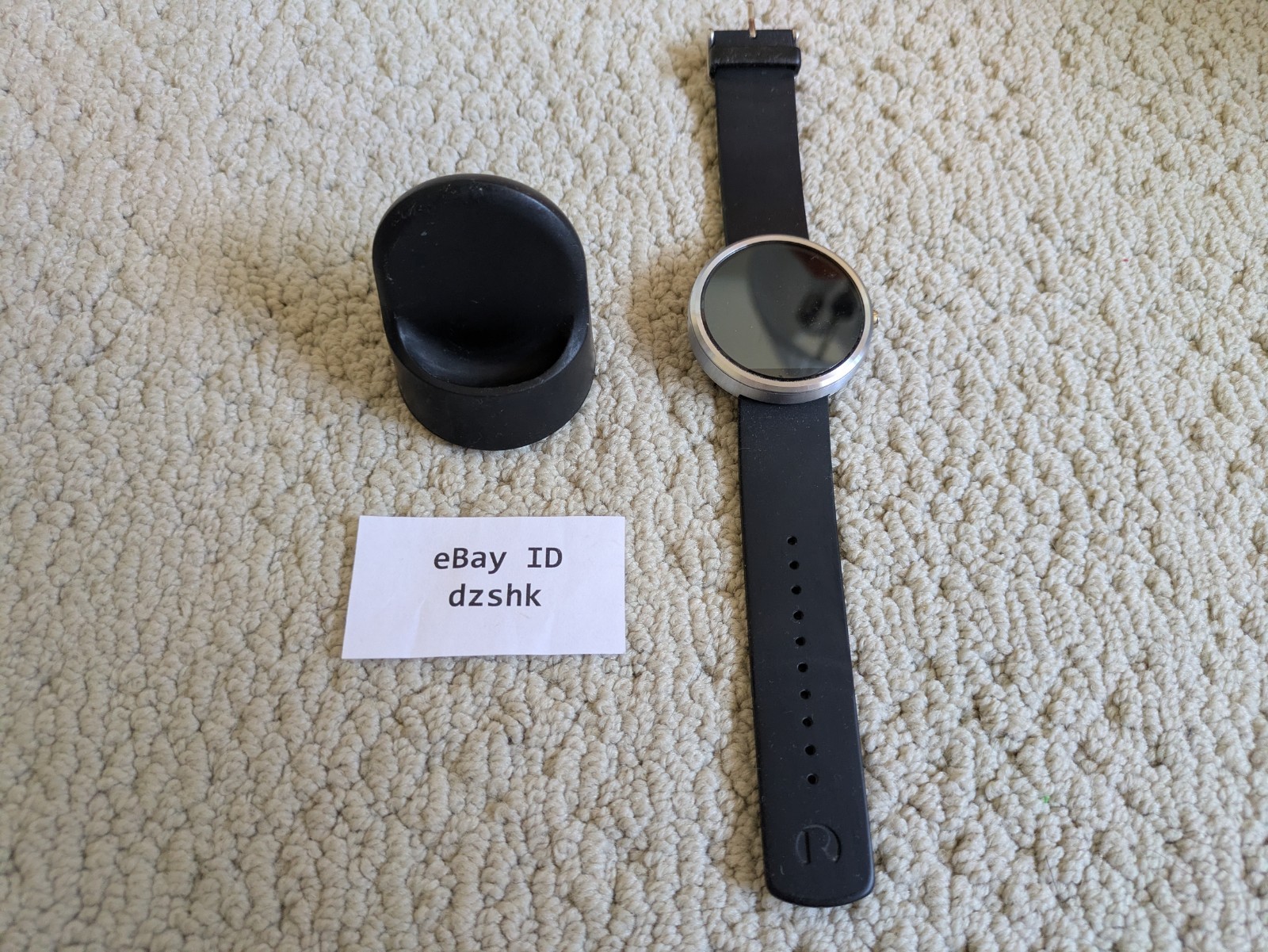 FOR PARTS OR REPAIR Motorola Moto 360 Smartwatch 1st Gen Black & Charging Cradle