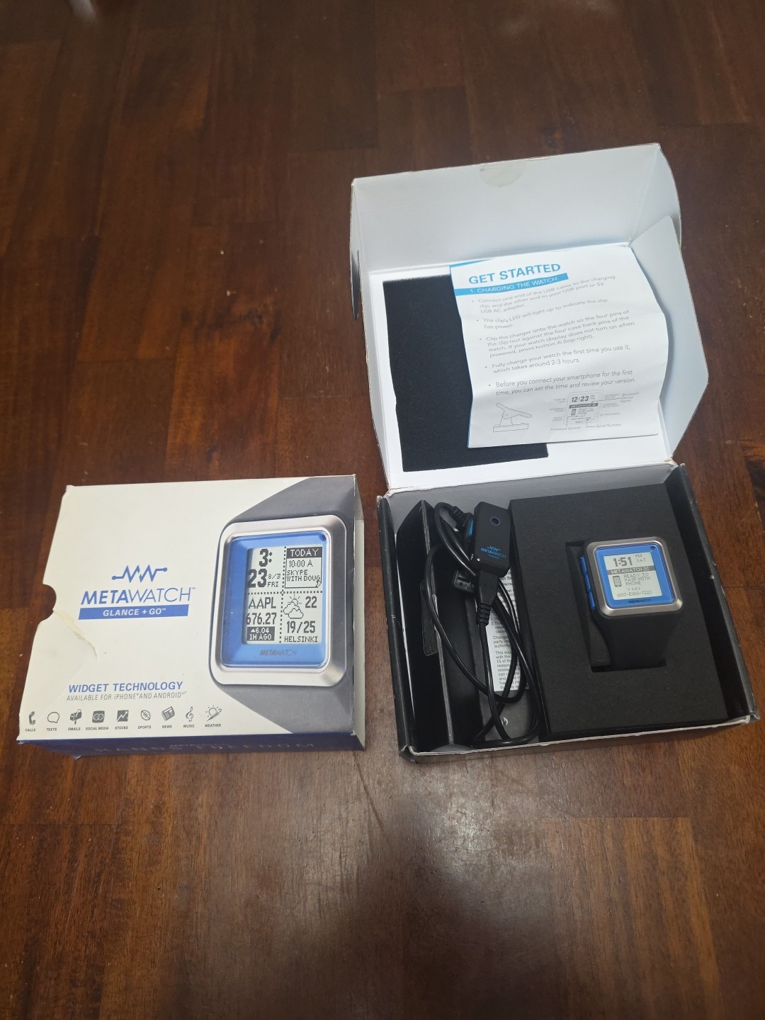 MetaWatch Glance Go – STRATA Watch for Apple iPhone and Android NEW OPEN BOX