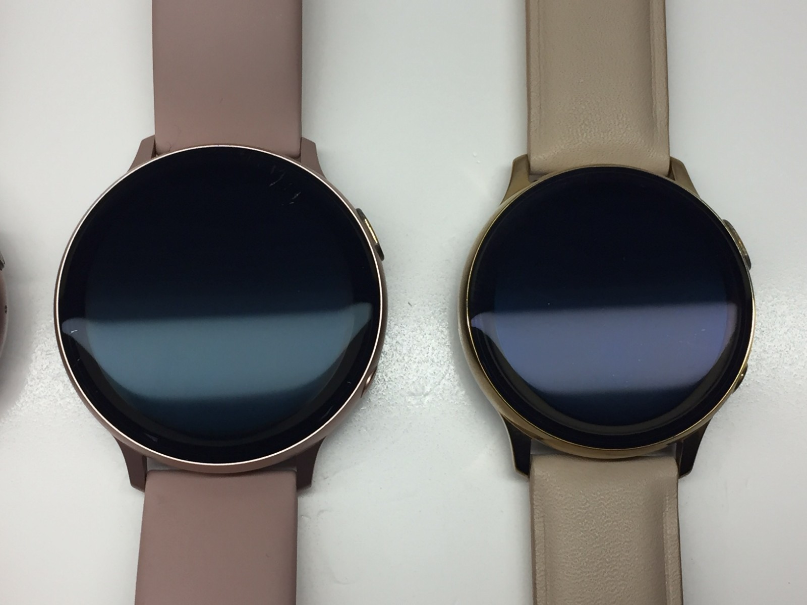 AS IS – LOT OF 4 Samsung Galaxy Watch Active 2 SM-R830. SM-R820. SM-R835