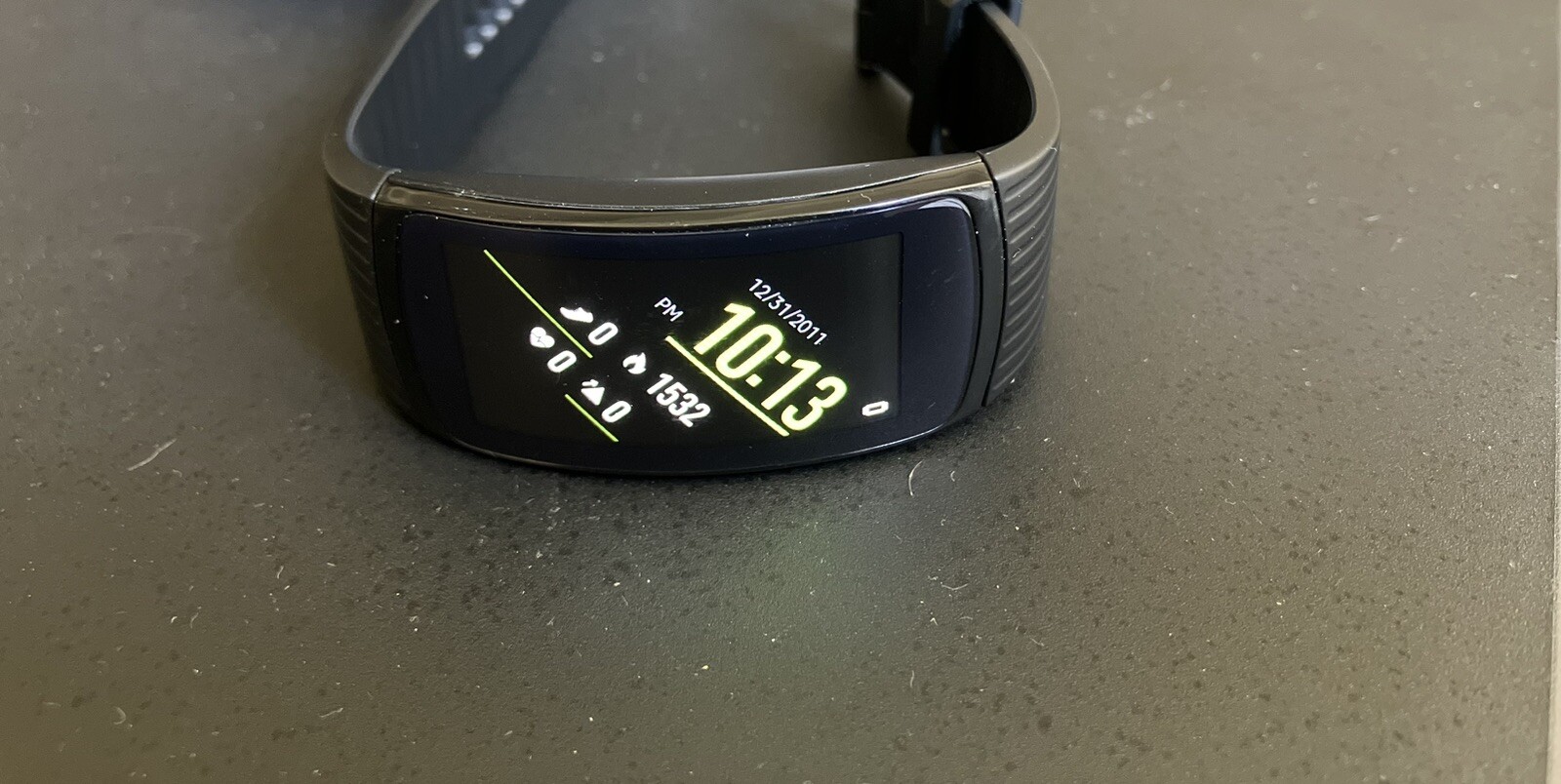 Samsung Gear Fit2 Pro Small Band Black Fitness Tracker Smartwatch Open Box New