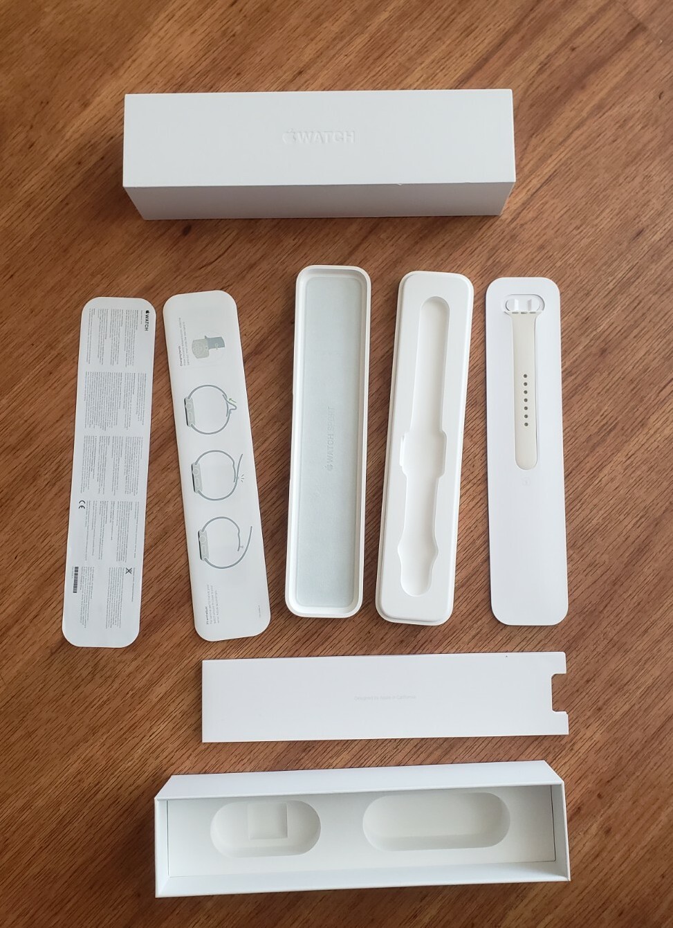 Apple Watch Series 7000 Box Only (+ Band)