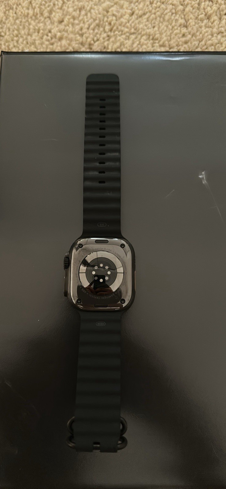 Apple Watch Ultra 2 (GPS+Cellular) 49mm Titanium Case with Black Ocean Band