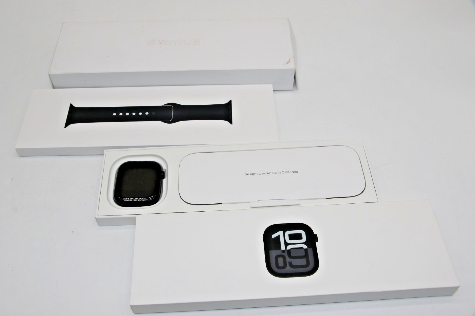 Apple Watch Series 10 46mm 64GB MWWQ3LW/A Jet Black w/ Sport Band M/L 2024