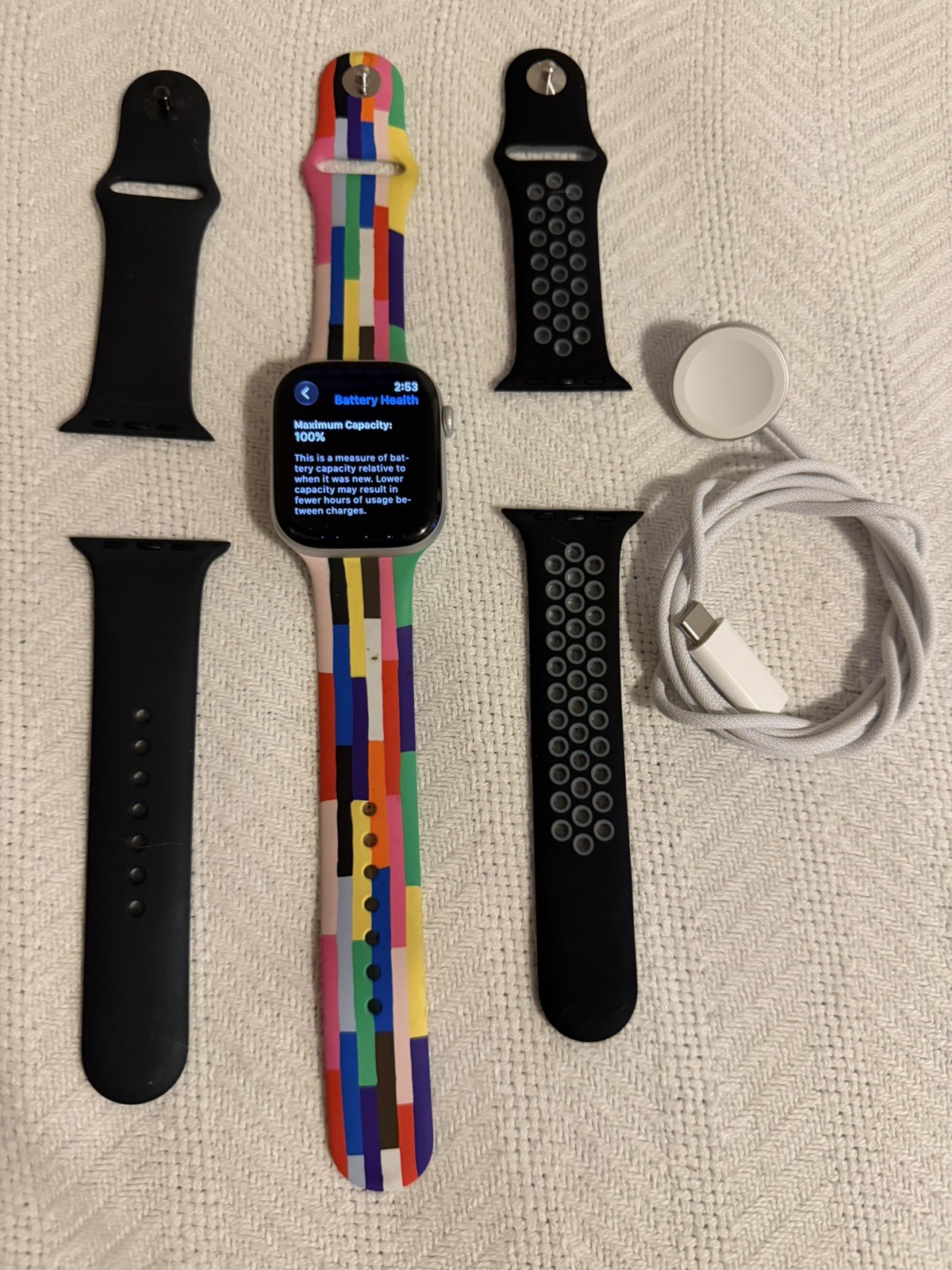 Apple Watch Series 11 46mm GPS Silver – 100% Battery – 3 Bands