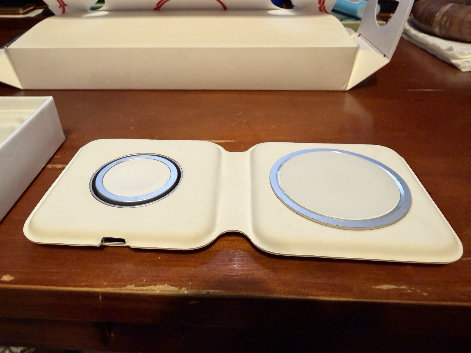 Apple Watch Series 9 45 mm Product Red MRXK3LL/A GPS Bundle Extras