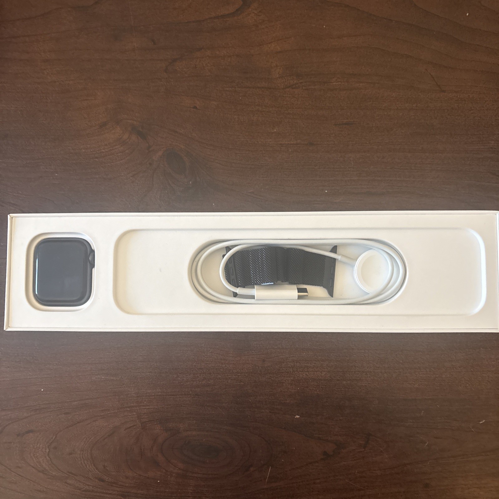 Apple 40mm Apple Watch SE 32GB MKQ13LL/A | Great Condition