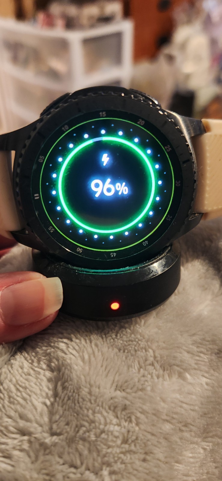 Samsung Galaxy Gear S3 Frontier Smart Watch SM- R760 GUC 46mm with accessories